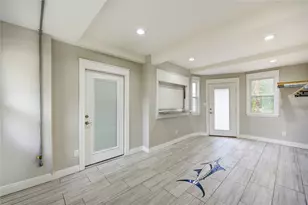 303 Old Bayou Dr, Dickinson, TX 77539 - Photo 30