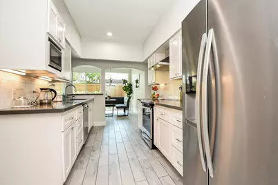 811 Bayou River Drive, Houston, TX 77079 - Photo 20