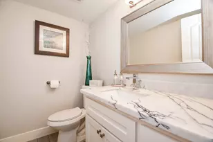 811 Bayou River Dr, Houston, TX 77079 - Photo 36