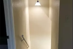 720 Memorial Mews St, Houston, TX 77079 - Photo 10