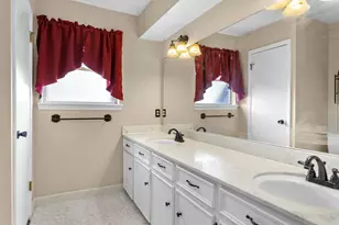 5934 Foresthaven Dr, Houston, TX 77066 - Photo 32