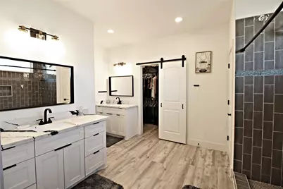 1118 N Shepherd Drive, Baytown, TX 77520 - Photo 14