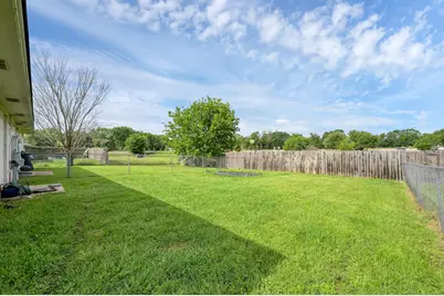 410 Freeman Avenue, Bryan, TX 77803 - Photo 12