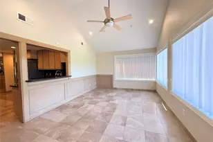 8638 Catalina Ln, Houston, TX 77075 - Photo 14