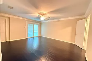 8638 Catalina Ln, Houston, TX 77075 - Photo 16