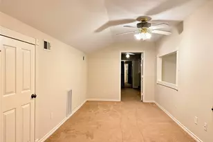 8638 Catalina Ln, Houston, TX 77075 - Photo 32