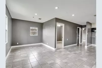 1107 E 40th 1/2 Street, Houston, TX 77022 - Photo 4