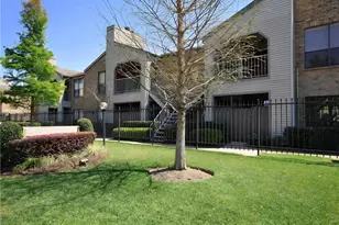 2025 Augusta Dr, Houston, TX 77057 - Photo 1
