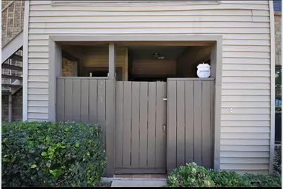 2025 Augusta Drive #205, Houston, TX 77057 - Photo 2