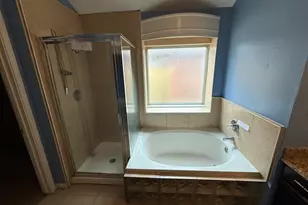 4823 Meadowglen Dr, Pearland, TX 77584 - Photo 16