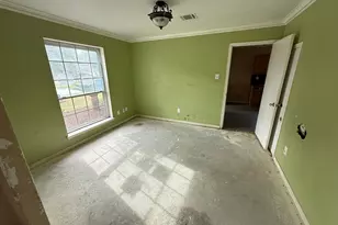 4823 Meadowglen Dr, Pearland, TX 77584 - Photo 6