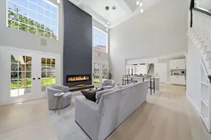 4042 Glen Cove Dr, Houston, TX 77021 - Photo 6