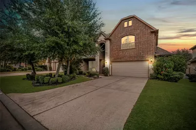 14 Estherwood Place, The Woodlands, TX 77354 - Photo 1