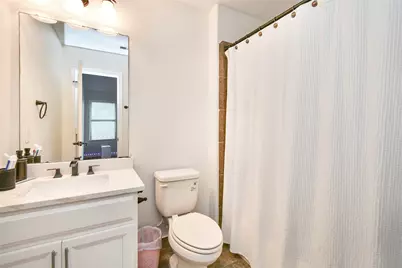 14 S Estherwood Place, The Woodlands, TX 77354 - Photo 34