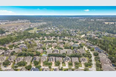14 S Estherwood Place, The Woodlands, TX 77354 - Photo 44