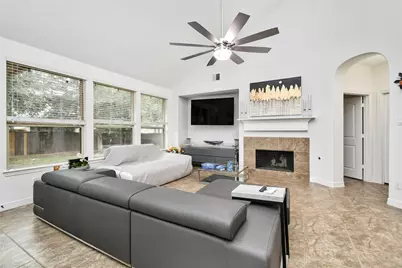 14 Estherwood Place, The Woodlands, TX 77354 - Photo 22
