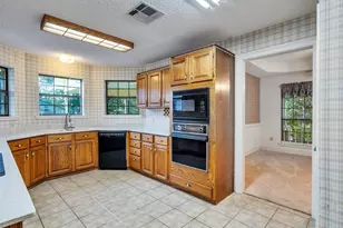 185 Lake Dr, Onalaska, TX 77360 - Photo 28