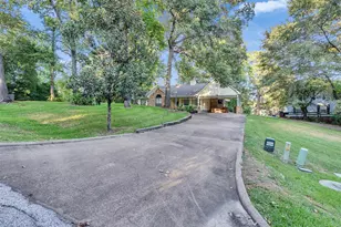 185 Lake Dr, Onalaska, TX 77360 - Photo 16