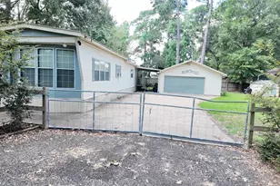 135 Wendy St, Trinity, TX 75862 - Photo 2