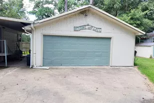 135 Wendy St, Trinity, TX 75862 - Photo 4