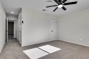 4406 Trafalgar Dr, Houston, TX 77045 - Photo 14