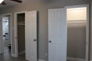 5305 Southlea St, Houston, TX 77033 - Photo 14