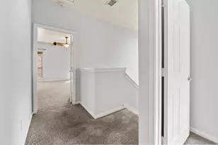 607 Travis St, Webster, TX 77598 - Photo 18