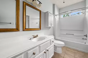 607 Travis St, Webster, TX 77598 - Photo 22