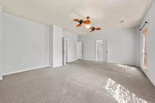 607 Travis St, Webster, TX 77598 - Photo 20