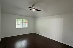 203 Fairwind Trail Dr, The Woodlands, TX 77385 - Photo 14