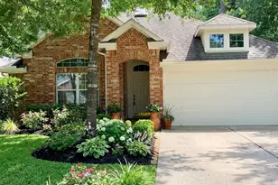 203 Fairwind Trail Dr, Conroe, TX 77385 - Photo 1