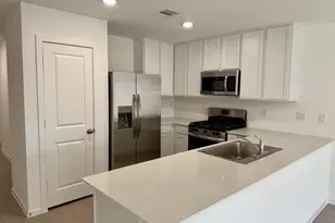 10914 Silver Canoe Dr, Beasley, TX 77417 - Photo 6