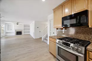 12128 La Salle River Rd, Conroe, TX 77304 - Photo 8