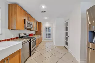 2211 Bayou Dr, League City, TX 77573 - Photo 8