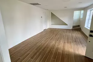 302 Moody St, Houston, TX 77009 - Photo 10