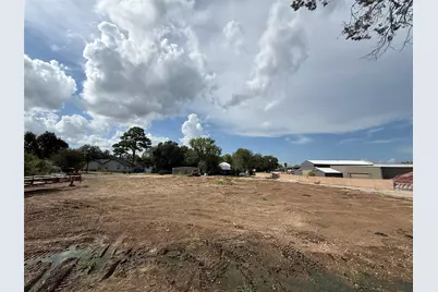 1702 S Baylor Street, Brenham, TX 77833 - Photo 4