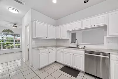 1253 El Camino Village Drive, Webster, TX 77058 - Photo 12