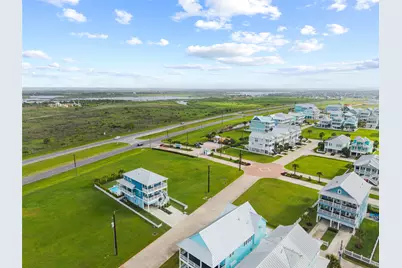 11502 Sea Butterfly, Galveston, TX 77554 - Photo 18