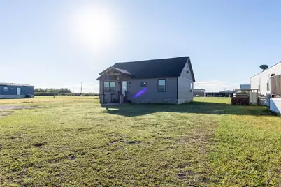 8921 Fresno Avenue, Alvin, TX 77511 - Photo 2