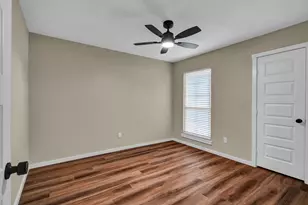 5438 Novak Ct, Danbury, TX 77534 - Photo 12