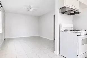 7818 Oak Knoll Ln Ln, Houston, TX 77028 - Photo 4