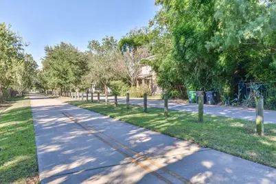 1802 W 14th 1/2 Street, Houston, TX 77008 - Photo 28