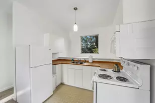 1802 W 14th 1/2 St, Houston, TX 77008 - Photo 16