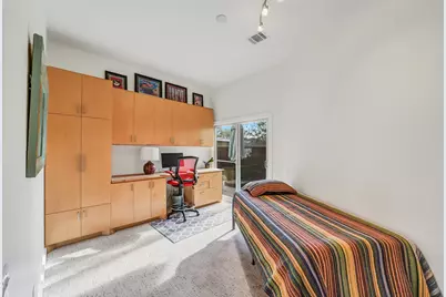 1802 W 14th 1/2 Street, Houston, TX 77008 - Photo 12