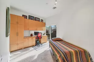 1802 W 14th 1/2 St, Houston, TX 77008 - Photo 12