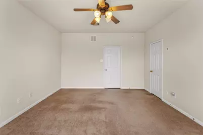 7431 Sabinal Creek Drive, Richmond, TX 77407 - Photo 14