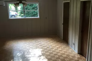 1132 Liberty Ave, Livingston, TX 77351 - Photo 10