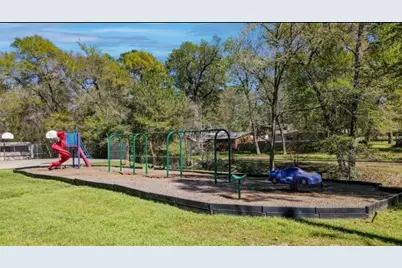 13126 S Lee Shore Drive, Willis, TX 77318 - Photo 20