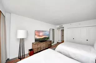 1300 Lamar St, Houston, TX 77010 - Photo 22
