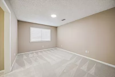 85 Crestwood Circle, Sugar Land, TX 77478 - Photo 14